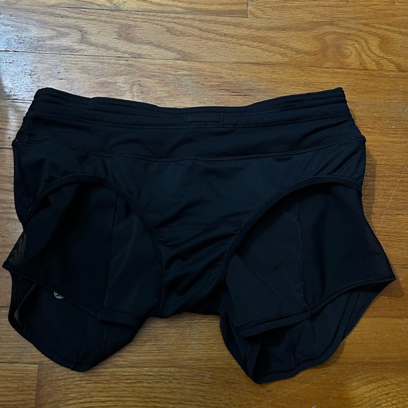Lululemon Attack the Track Short | Size 4 | 4” inseam | Black - Picture 10 of 13